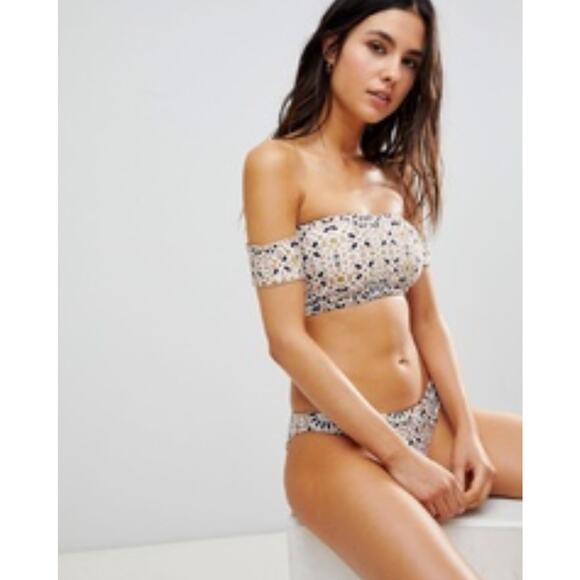 Beach Riot Off Shoulder Metallic Foil Bikini Top Swimsuit Bikini Beach Swim Surf - Picture 1 of 6